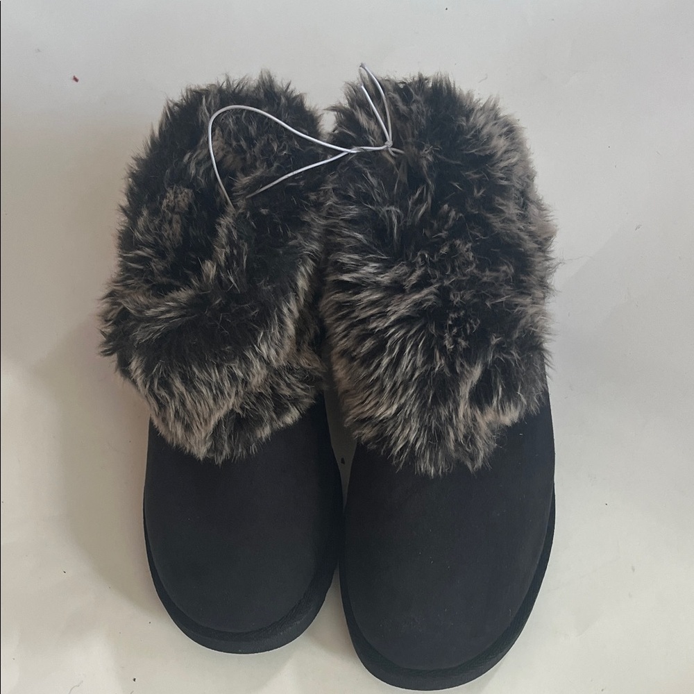 Mossimo Supply Co. Black Slipper Booties with Faux Fur